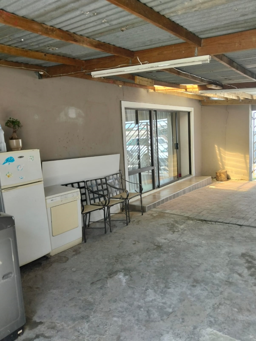 3 Bedroom Property for Sale in Wesbank Western Cape